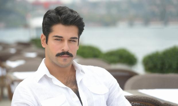 Kara Sevda 1.bölüm fragmanını izle | Kara Sevda 1.bölümde neler olacak