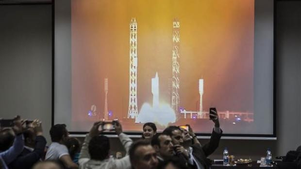 Türksat 4B uydusu fırlatıldı