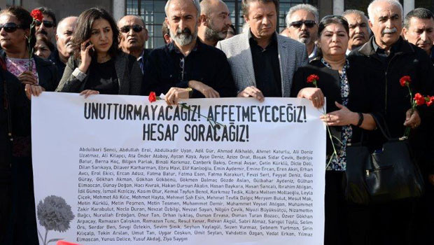 Ankara Garı önünde anma