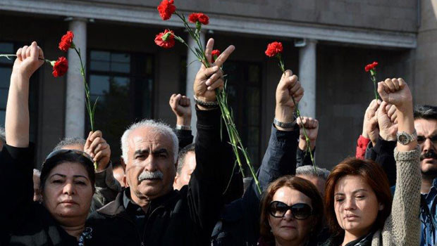 Ankara Garı önünde anma