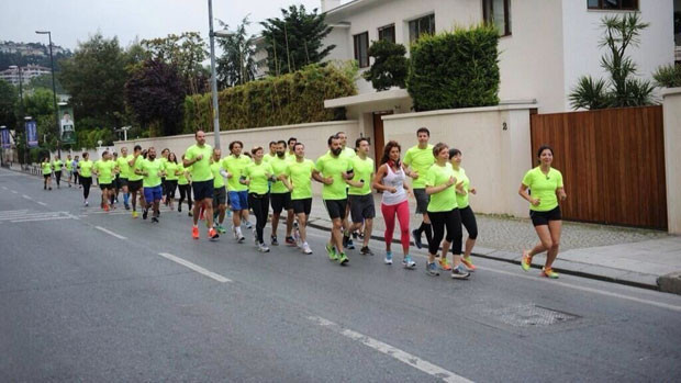 Seyahat koşunca güzel...