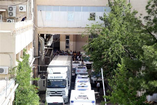 13 köylü son yolculuğuna böyle uğurlandı