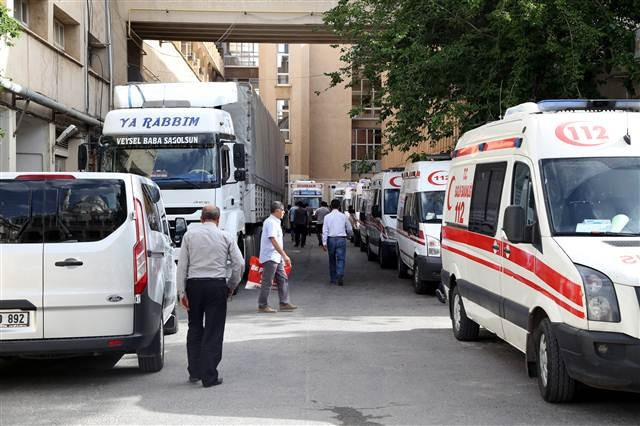 13 köylü son yolculuğuna böyle uğurlandı