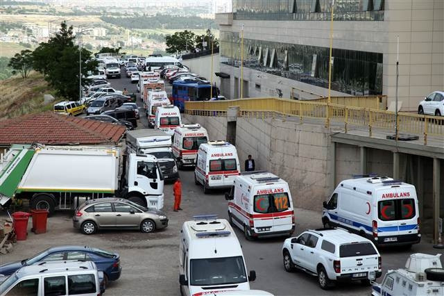 13 köylü son yolculuğuna böyle uğurlandı