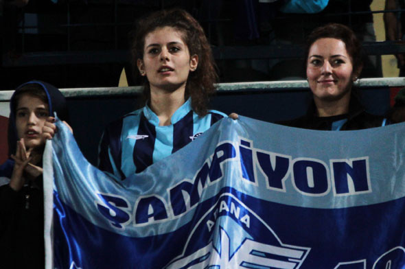 Play-off maçında Yılmaz Vural şov