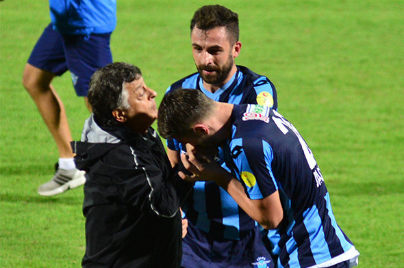 Play-off maçında Yılmaz Vural şov