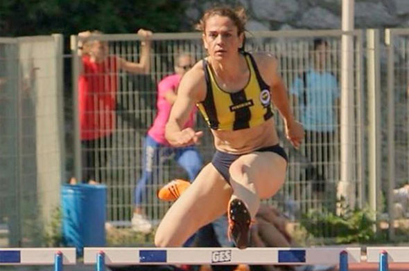 Nagihan Karaderenin bilinmeyen hayatı Nagihan Karaderenin bilinmeyen hayatı