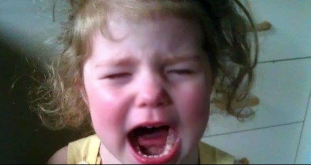 Neden ağlıyorsun evladım Neden ağlıyorsun evladım