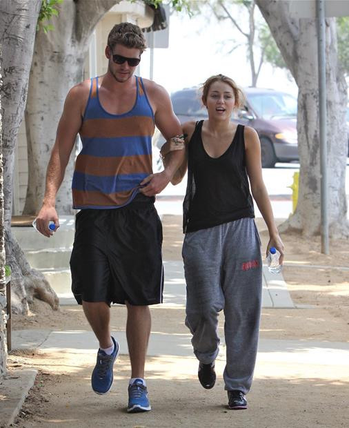 Miley Cyrus ile Liam Hemsworth bu yaz evleniyor