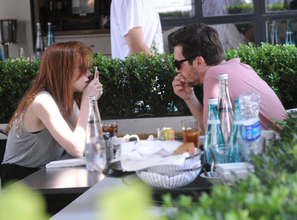 Elçin Sangu sevgilisi ile yemekte