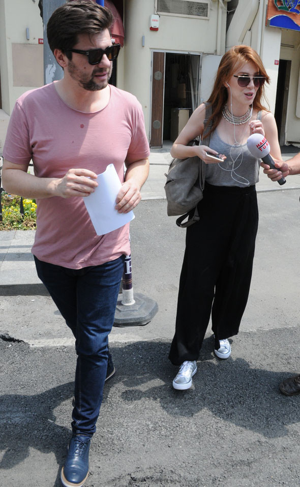 Elçin Sangu sevgilisi ile yemekte