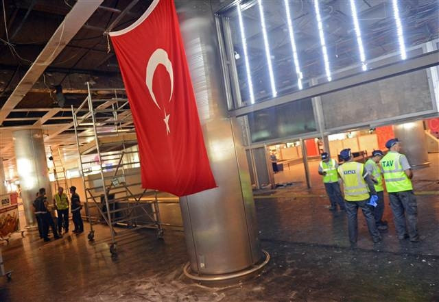 Patlamalardan sonra ilk görüntüler