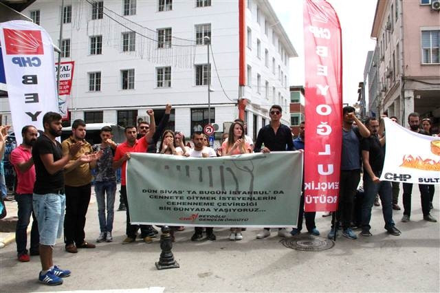 Sivas katliamı anmasında acı görüntüler