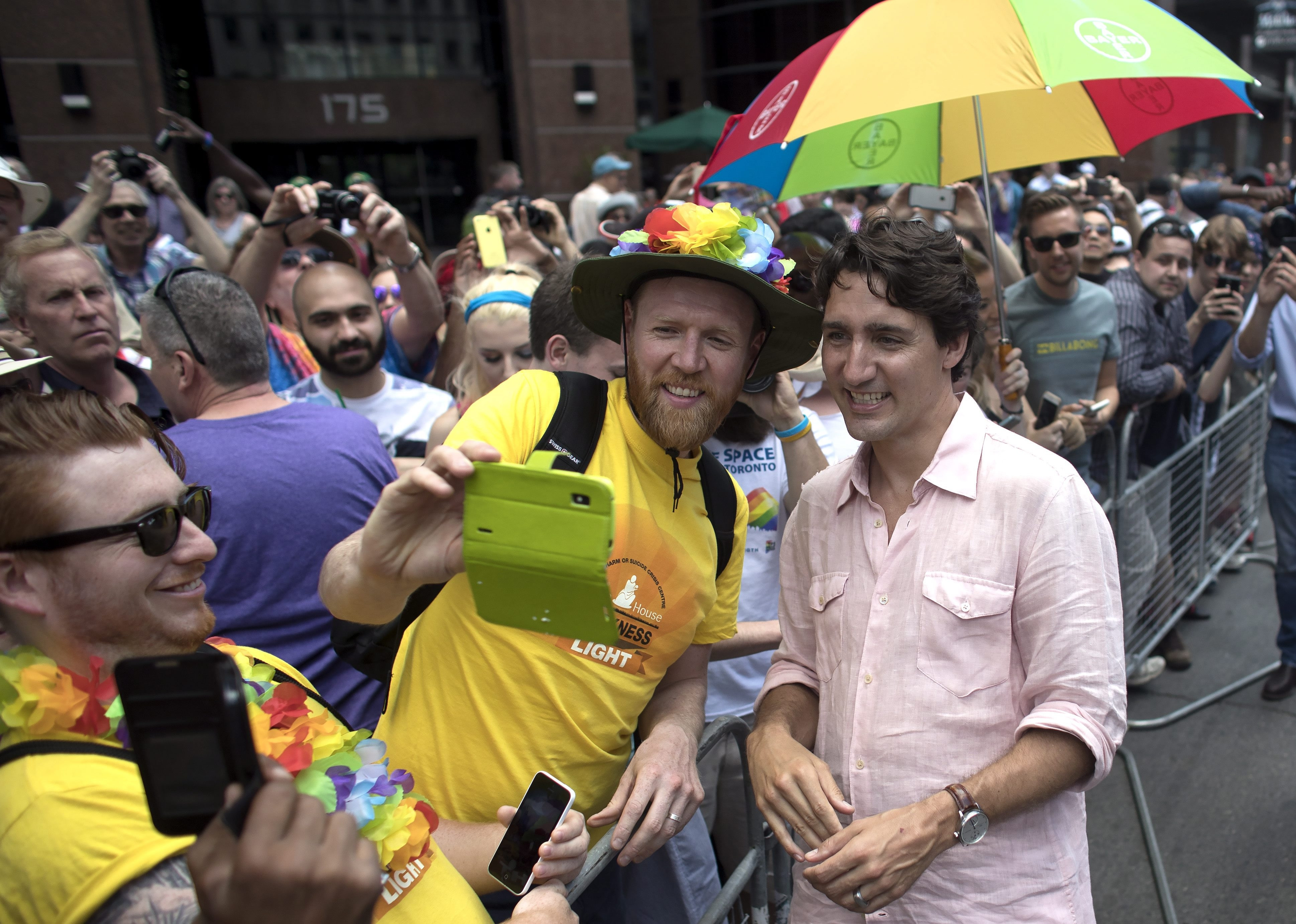 Kanada Başbakanı Justin Trudeau Onur Yürüyüşüne katıldı