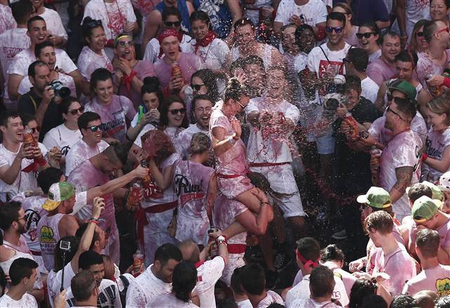 Çılgın festival başladı