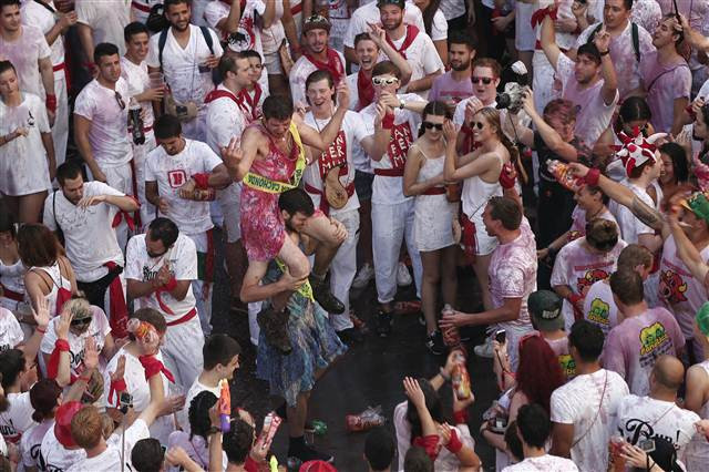 Çılgın festival başladı
