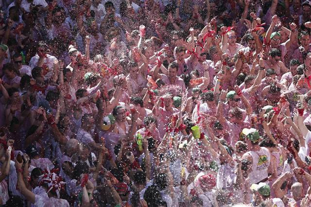 Çılgın festival başladı