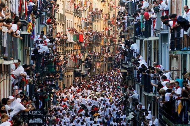 San Fermin Festivalinden ilginç kareler