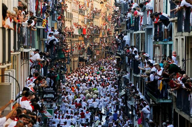 San Fermin Festivalinden ilginç kareler