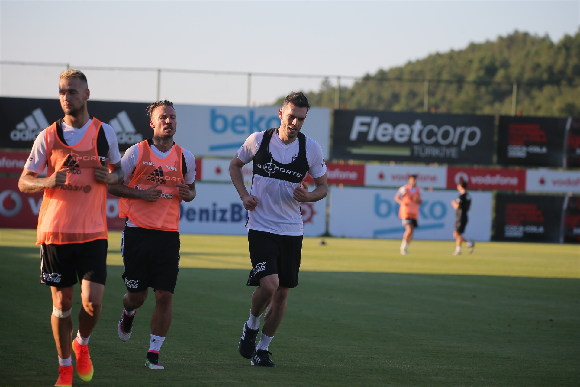 Şampiyon Beşiktaş 2016-17 sezonu açtı