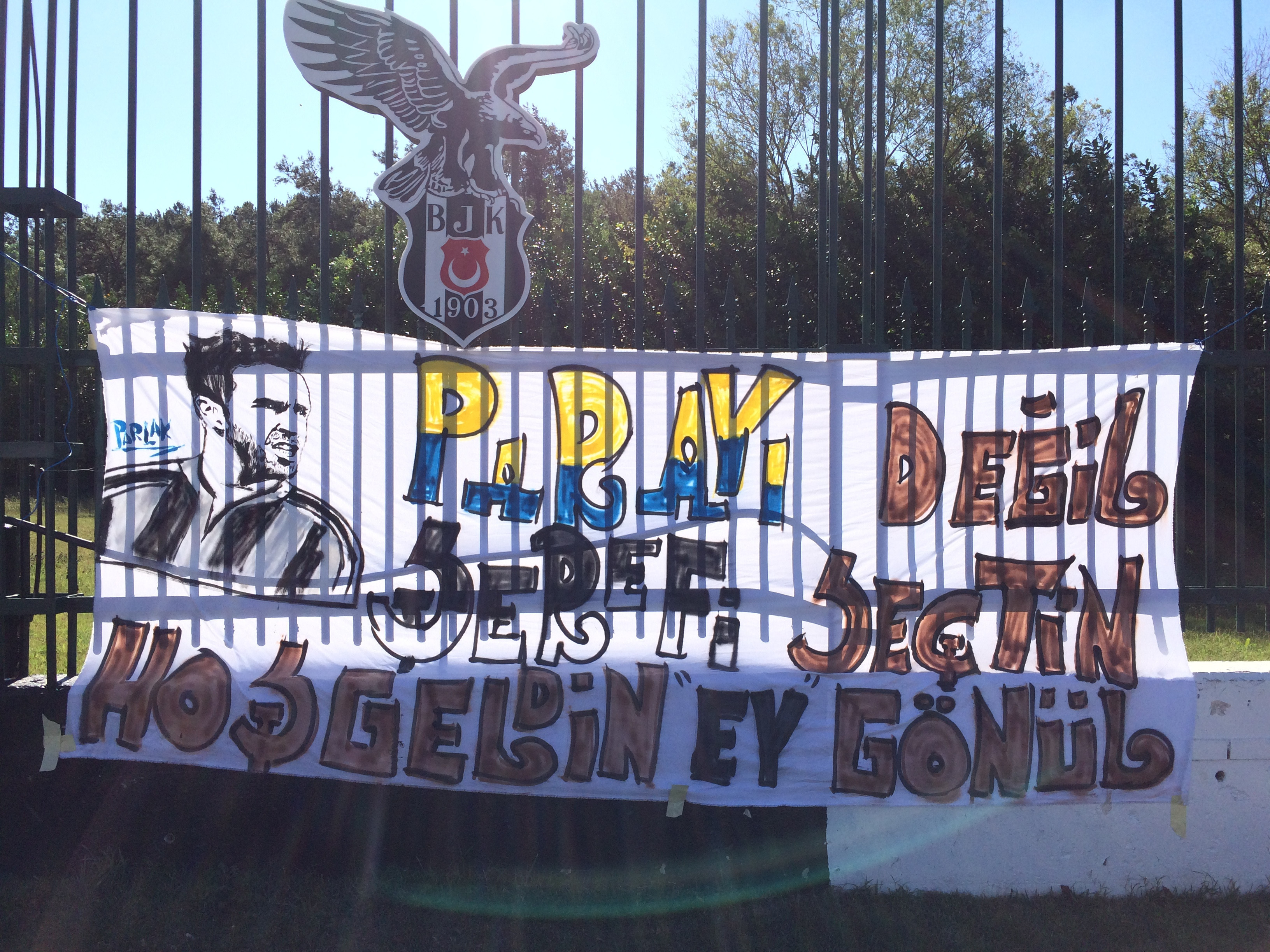 Şampiyon Beşiktaş 2016-17 sezonu açtı