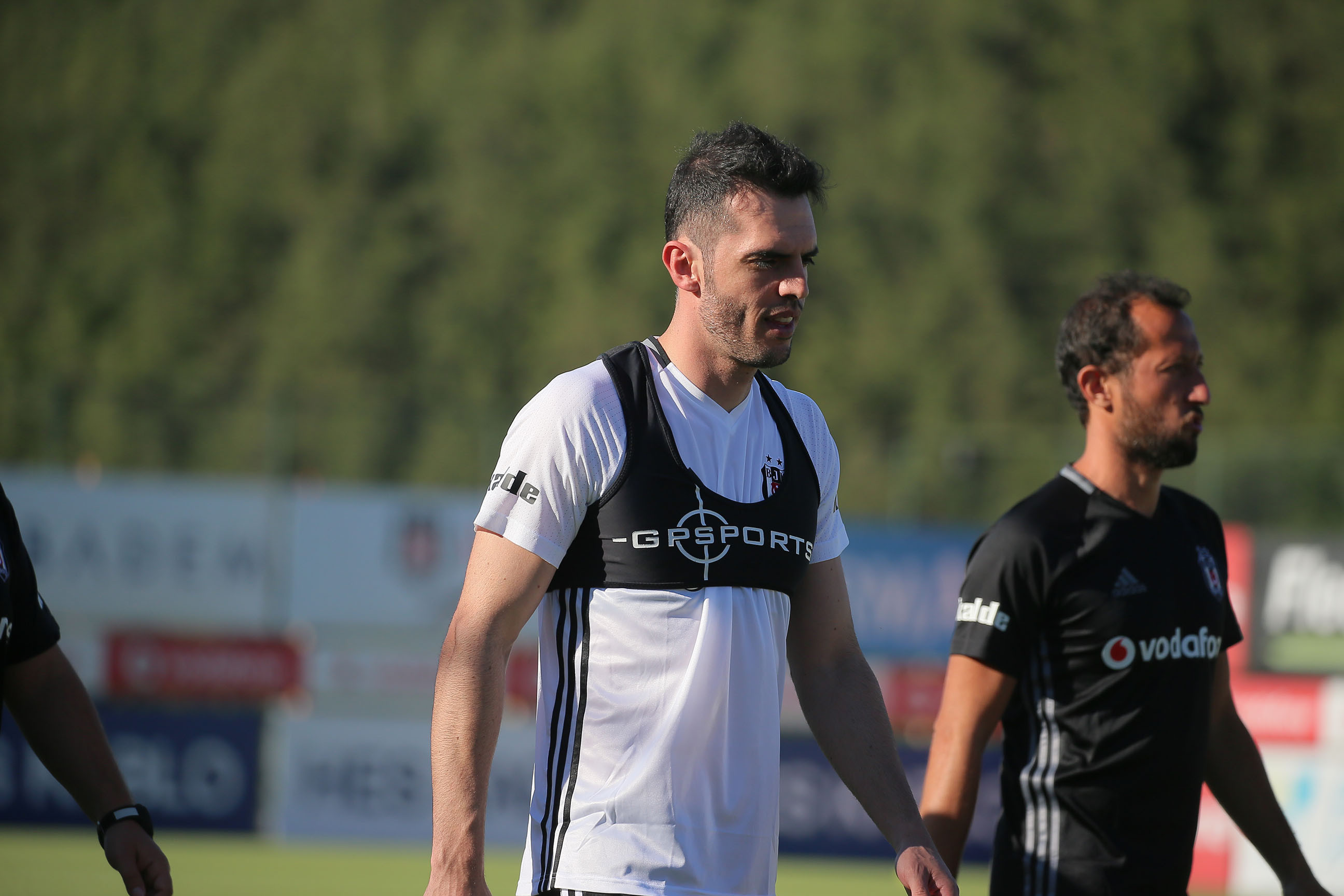 Şampiyon Beşiktaş 2016-17 sezonu açtı