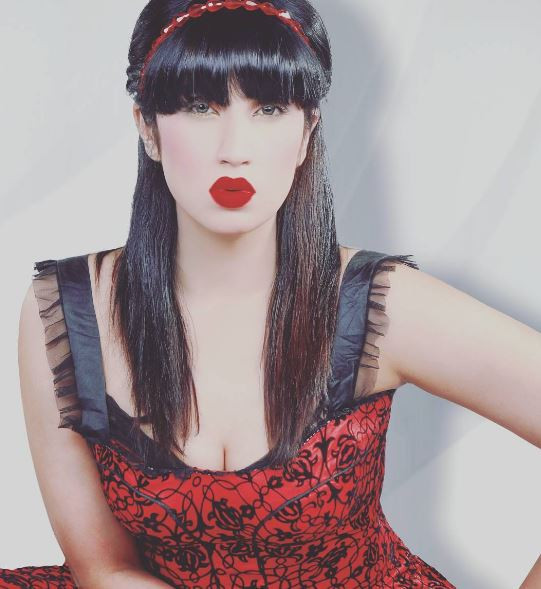 Pakistanın Kim Kardashianı abisi tarafından öldürüldü