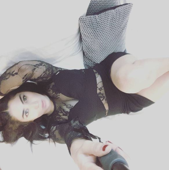 Pakistanın Kim Kardashianı abisi tarafından öldürüldü