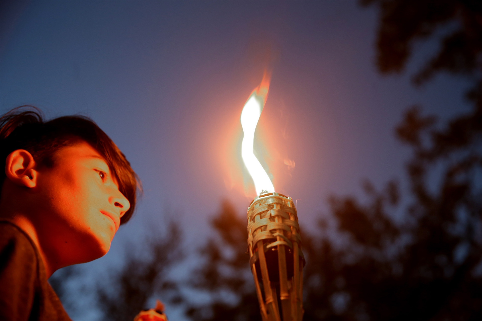 İstanbulda binlerce kişi Boğaziçi Köprüsüne akın etti İstanbulda binlerce kişi Boğaziçi Köprüsüne akın etti