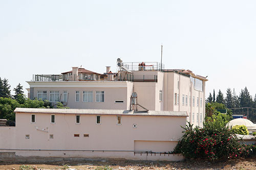 İşte FETÖnün Antalya imamının jakuzili lüks hayatı