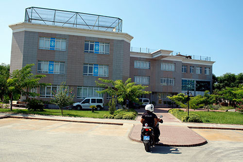 İşte FETÖnün Antalya imamının jakuzili lüks hayatı