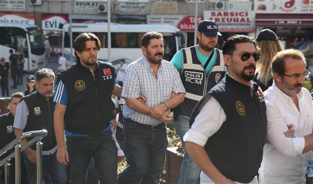 Eski Vali Harput ve iş adamları adliye çıkarıldı