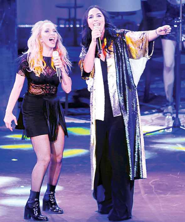 Sertab Erenerden büyük sürpriz Sertab Erenerden büyük sürpriz