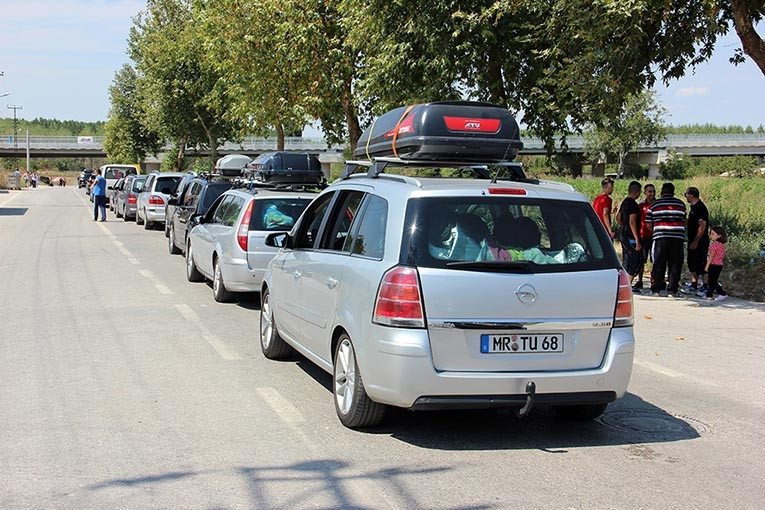 Gümrük kapılarında her sene aynı çile