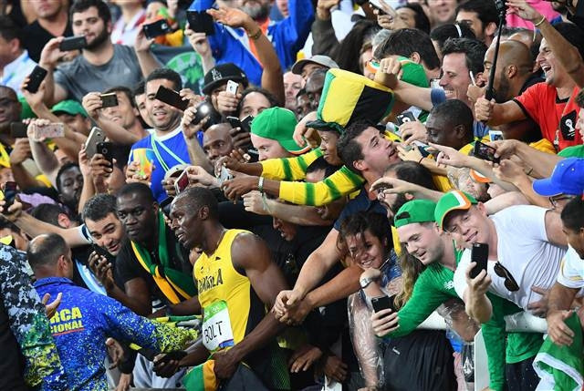 Usain Bolt yine kazandı