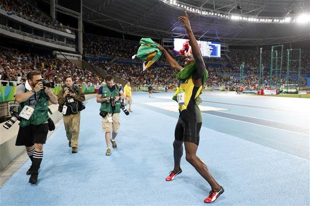 Usain Bolt yine kazandı