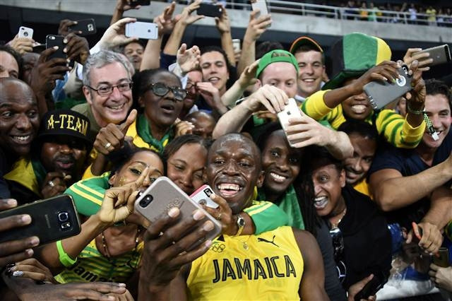 Usain Bolt yine kazandı