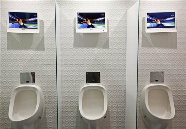 Usain Bolt yine kazandı