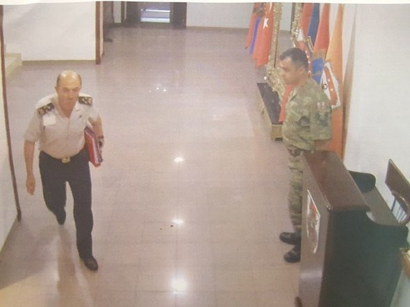 15 Temmuz gecesi Genelkurmayda yaşananlar kamerada