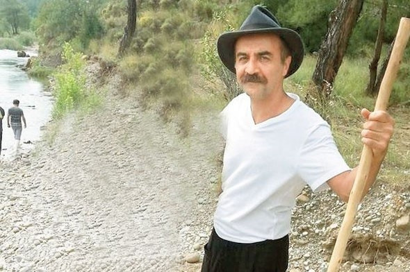 Ünlü oyuncu iki çocuğunu da alıp İstanbulu terk etti... Endonezyada yeni hayat