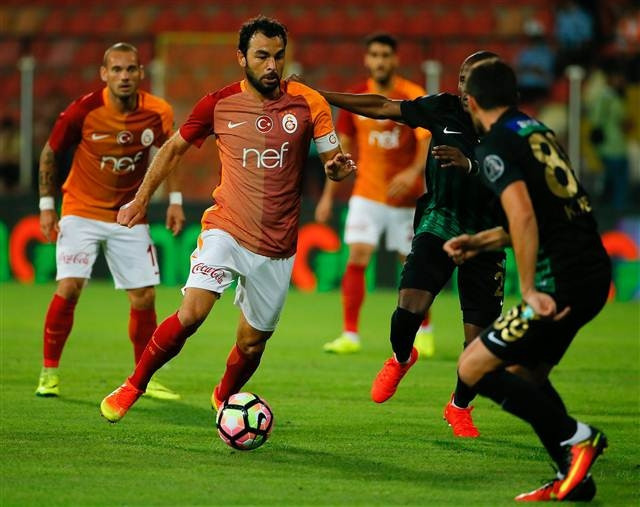 Galatasaray, Akhisarda şov yaptı