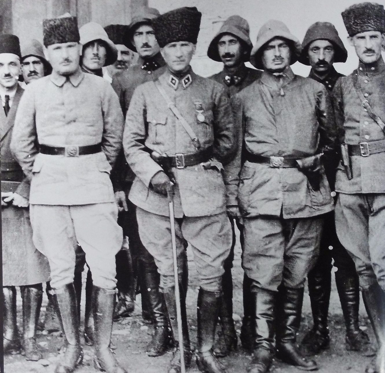 94üncü Zafer Bayramında Mustafa Kemalin az bilinen fotoğrafları