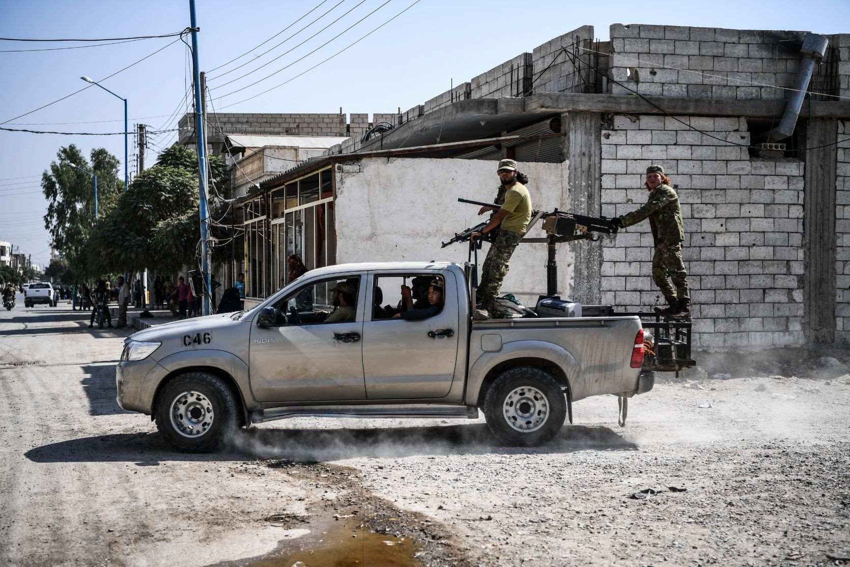 Hürriyet muhabiri Selçuk Şamiloğlu Cerablusta hayatı fotoğrafladı