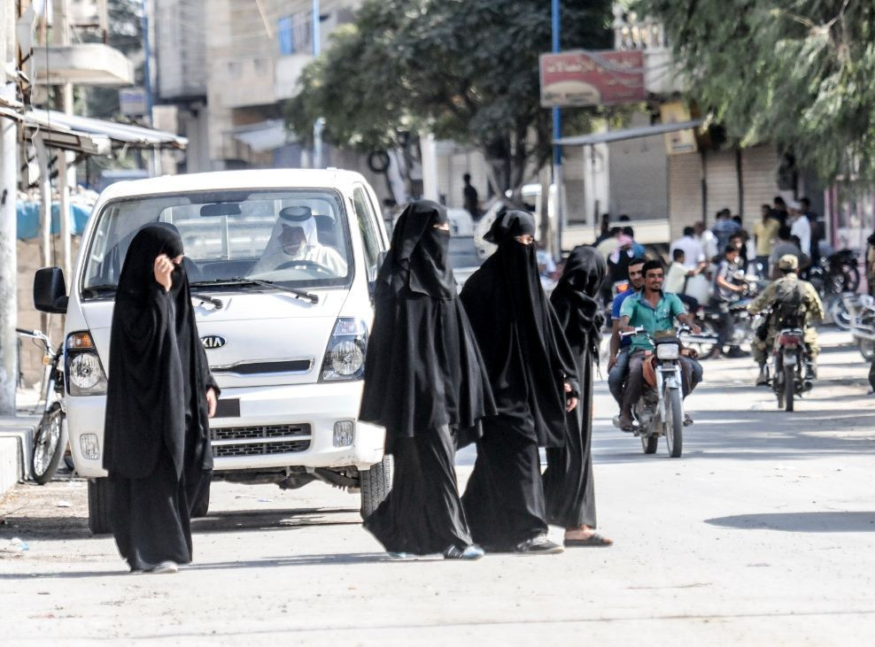 Hürriyet muhabiri Selçuk Şamiloğlu Cerablusta hayatı fotoğrafladı