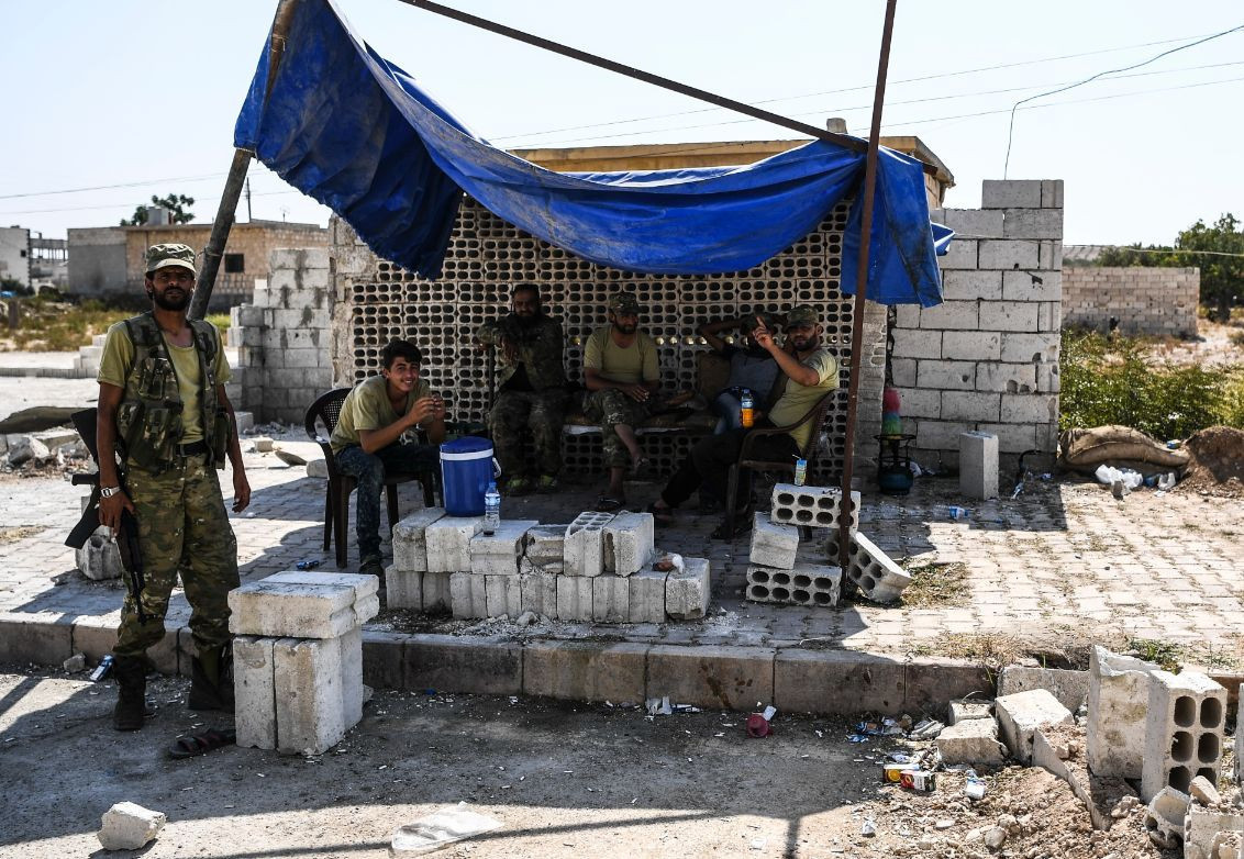 Hürriyet muhabiri Selçuk Şamiloğlu Cerablusta hayatı fotoğrafladı