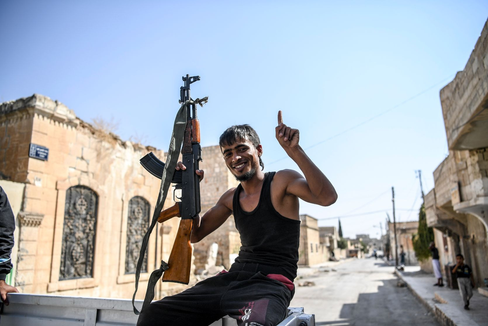 Hürriyet muhabiri Selçuk Şamiloğlu Cerablusta hayatı fotoğrafladı