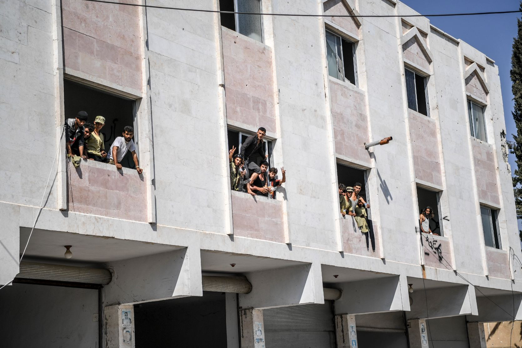 Hürriyet muhabiri Selçuk Şamiloğlu Cerablusta hayatı fotoğrafladı