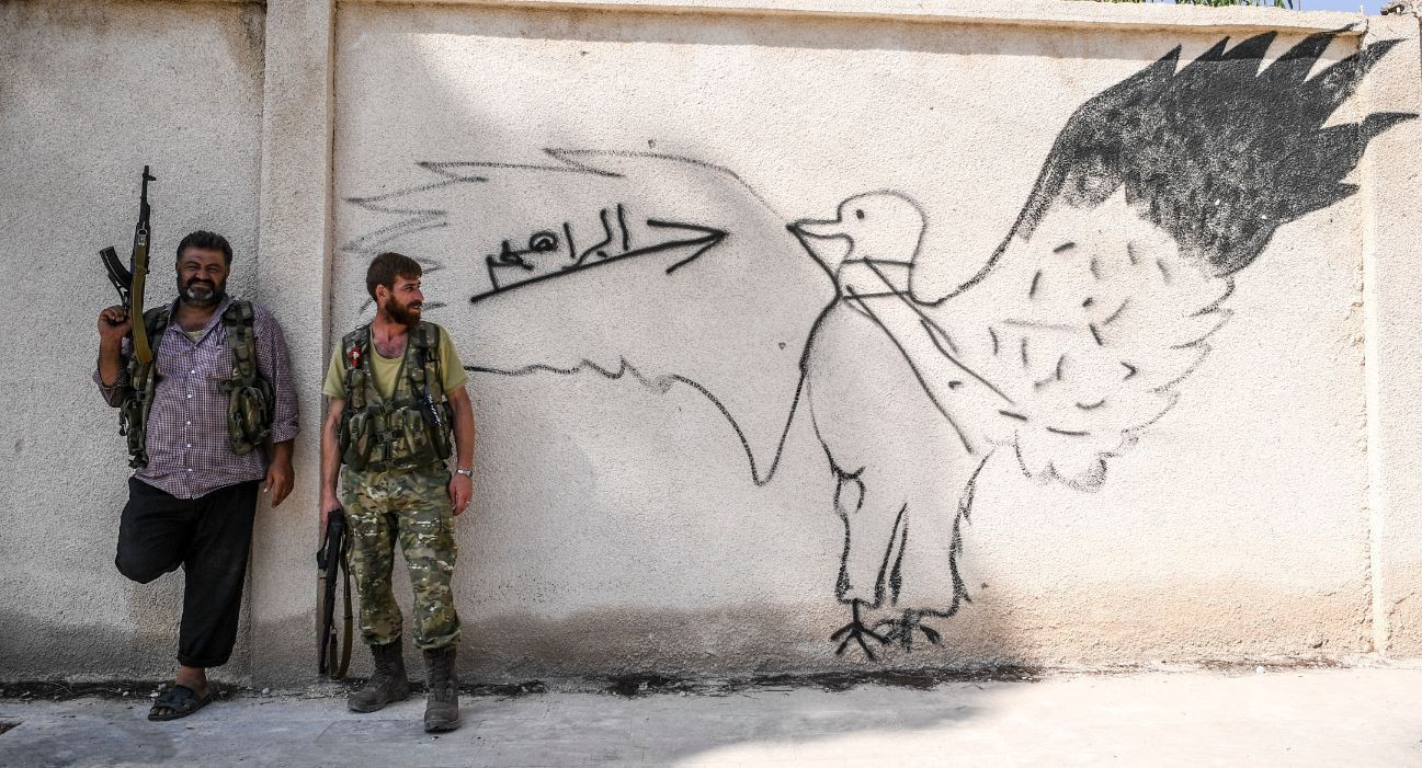 Hürriyet muhabiri Selçuk Şamiloğlu Cerablusta hayatı fotoğrafladı