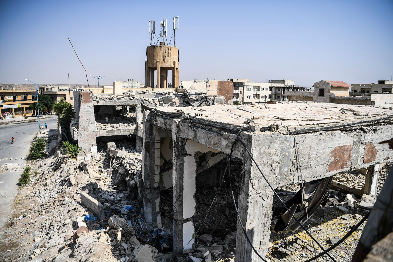 Hürriyet muhabiri Selçuk Şamiloğlu Cerablusta hayatı fotoğrafladı