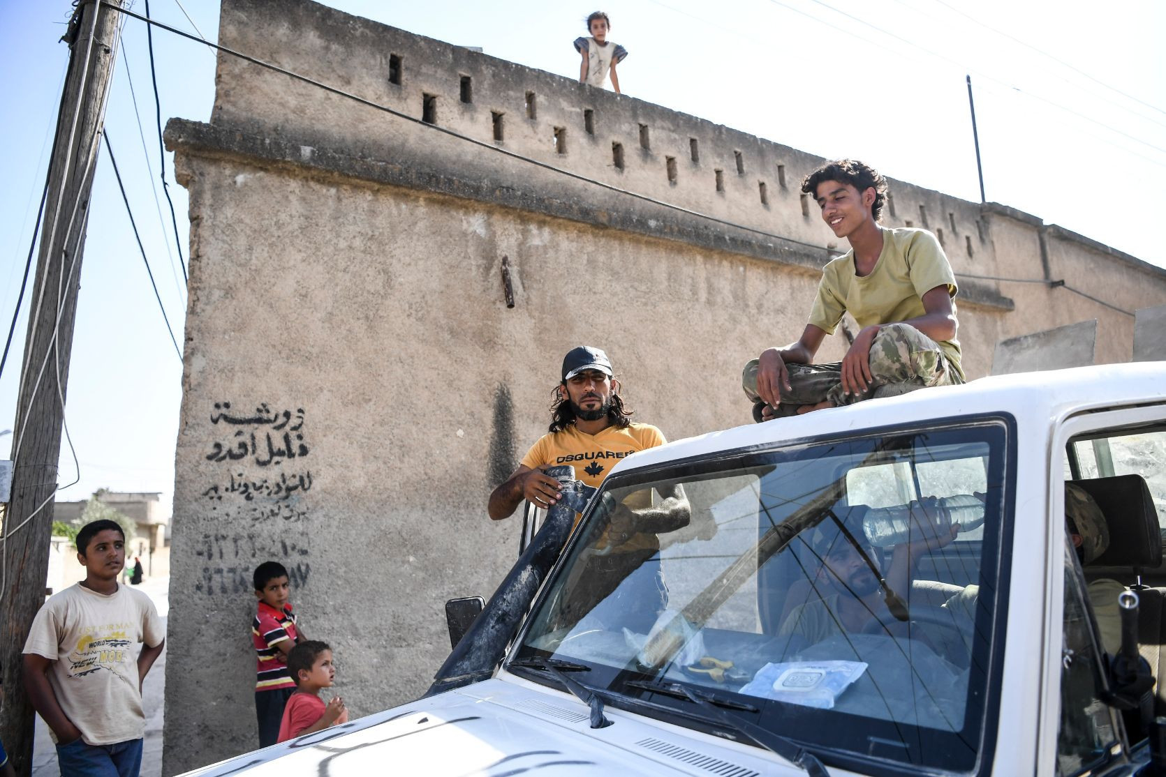 Hürriyet muhabiri Selçuk Şamiloğlu Cerablusta hayatı fotoğrafladı